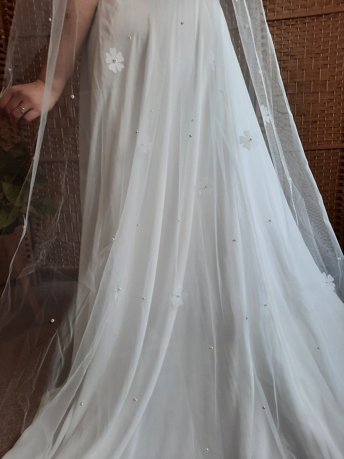 Soft white floral & pearl veil. Veil with 3d flowers and pearls. Classic veil with a twist.
