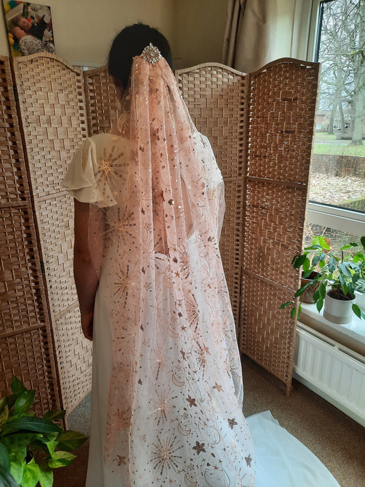 Rose gold celestial veil - Star Crossed Lovers in Rose Gold / Starry Veil / Star Cape / Pink veil