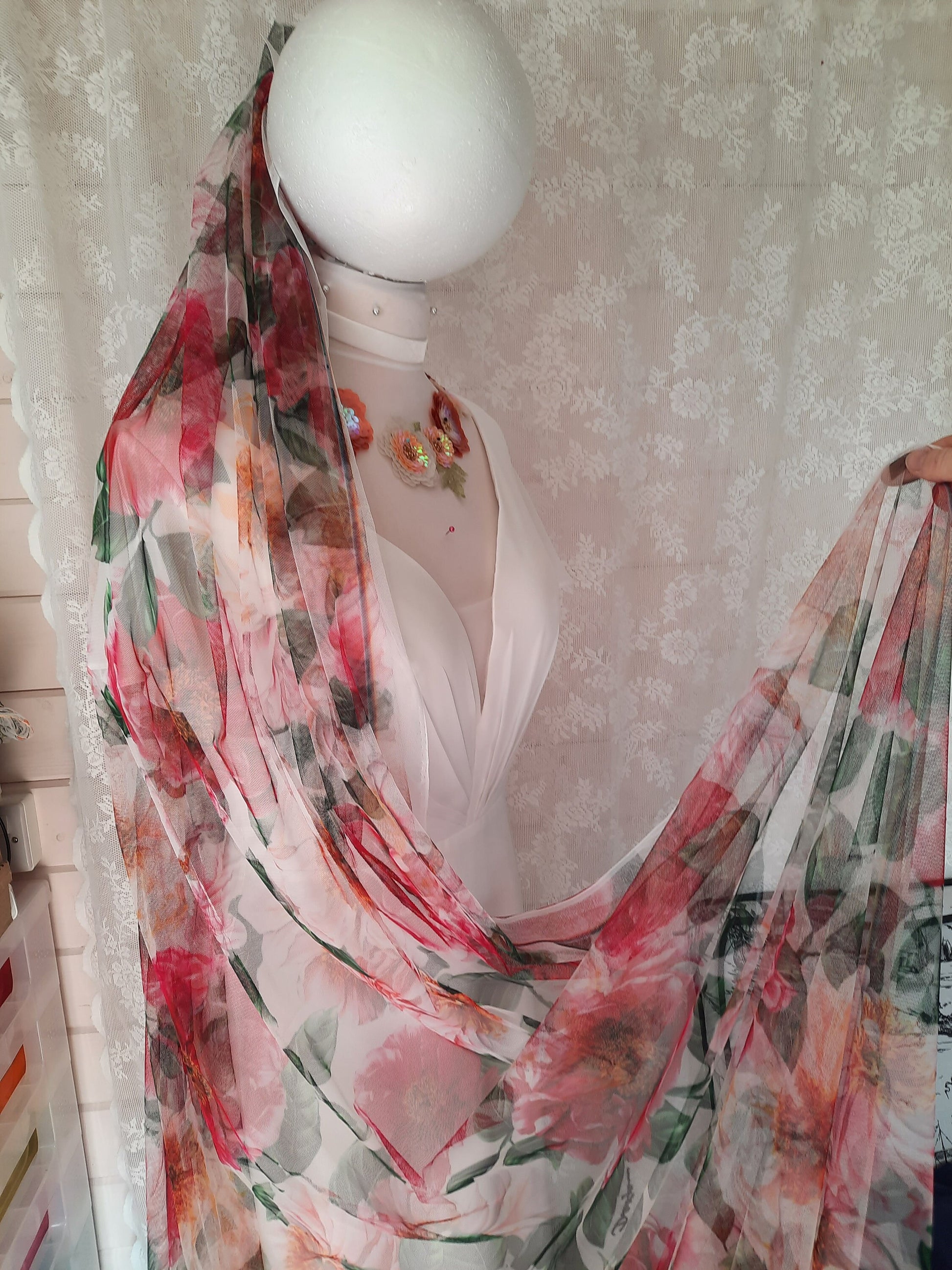 Red Rose Wedding Cape, Floral Bridal Veil