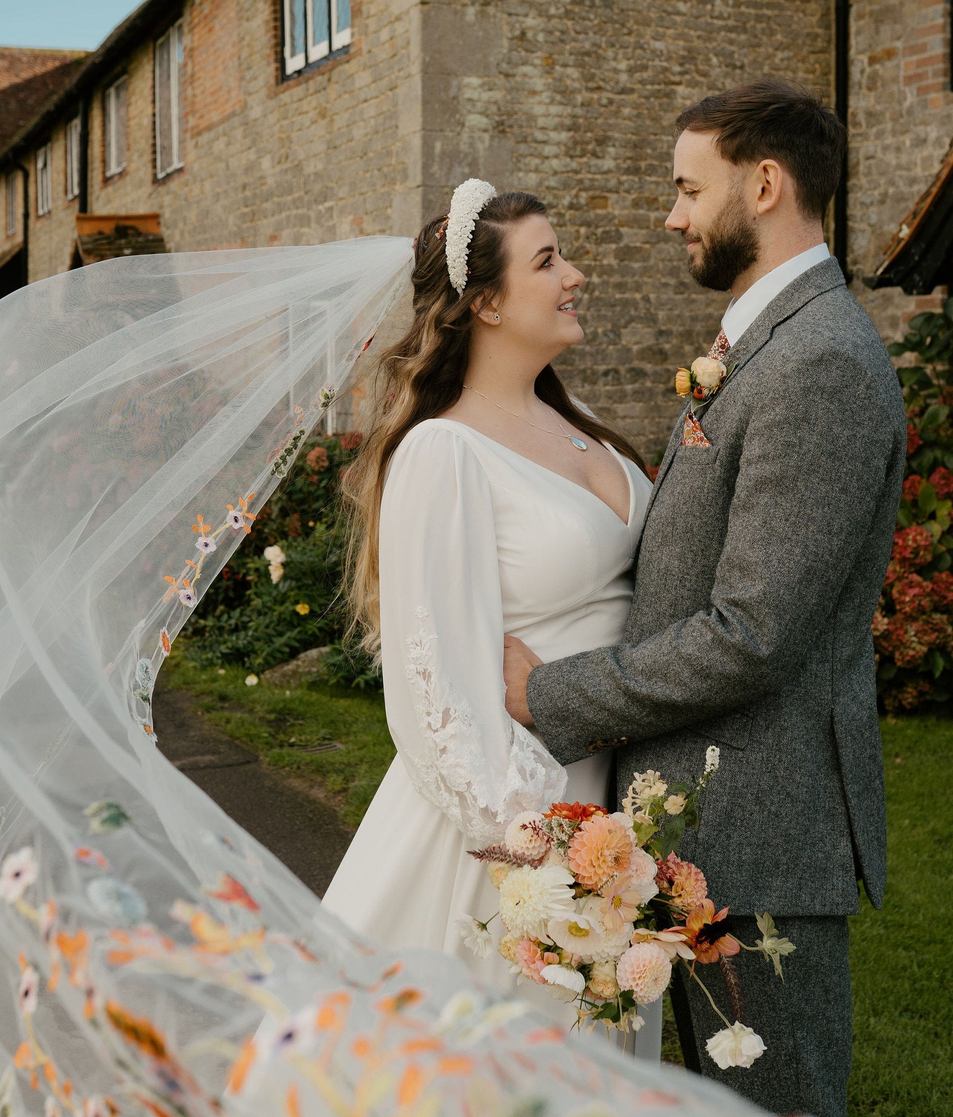 Embroidered Wildflower Wedding Veil - Floral Bridal Veil
