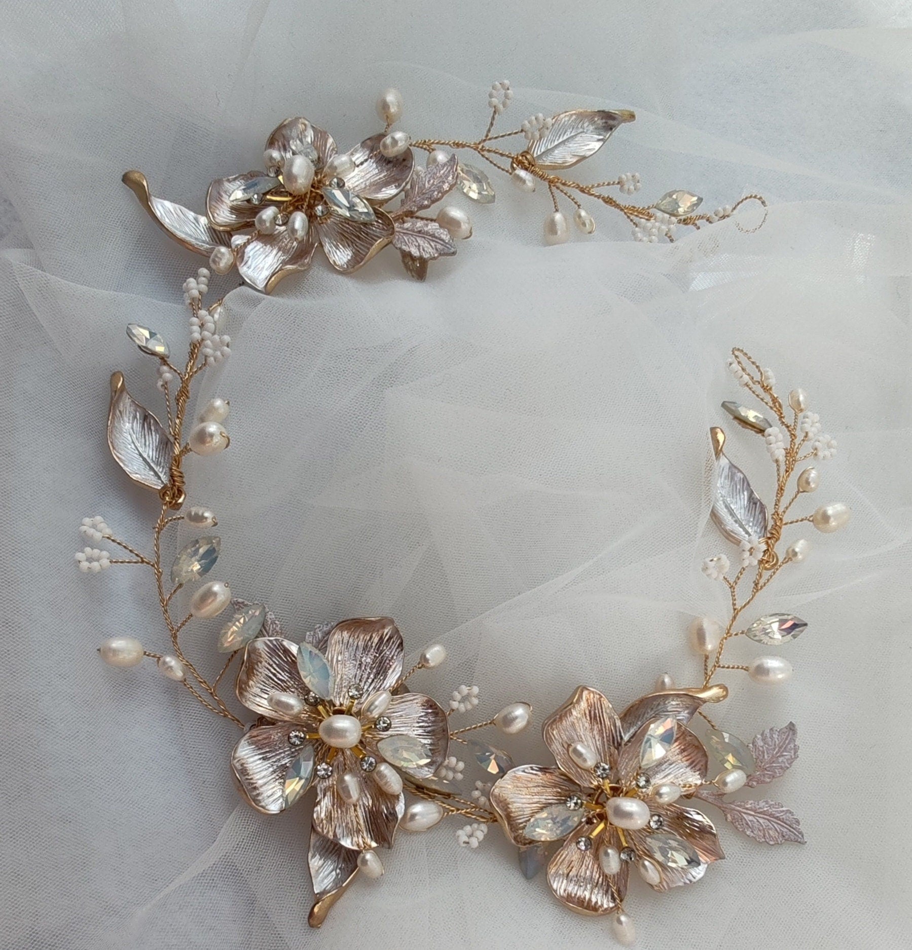 Wild Rose Flower Crown, Pearl Bridal Hair Comb, Rose Gold Wire