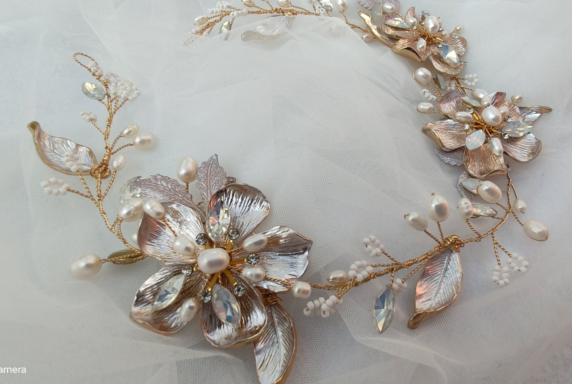 Wild Rose Flower Crown, Pearl Bridal Hair Comb, Rose Gold Wire