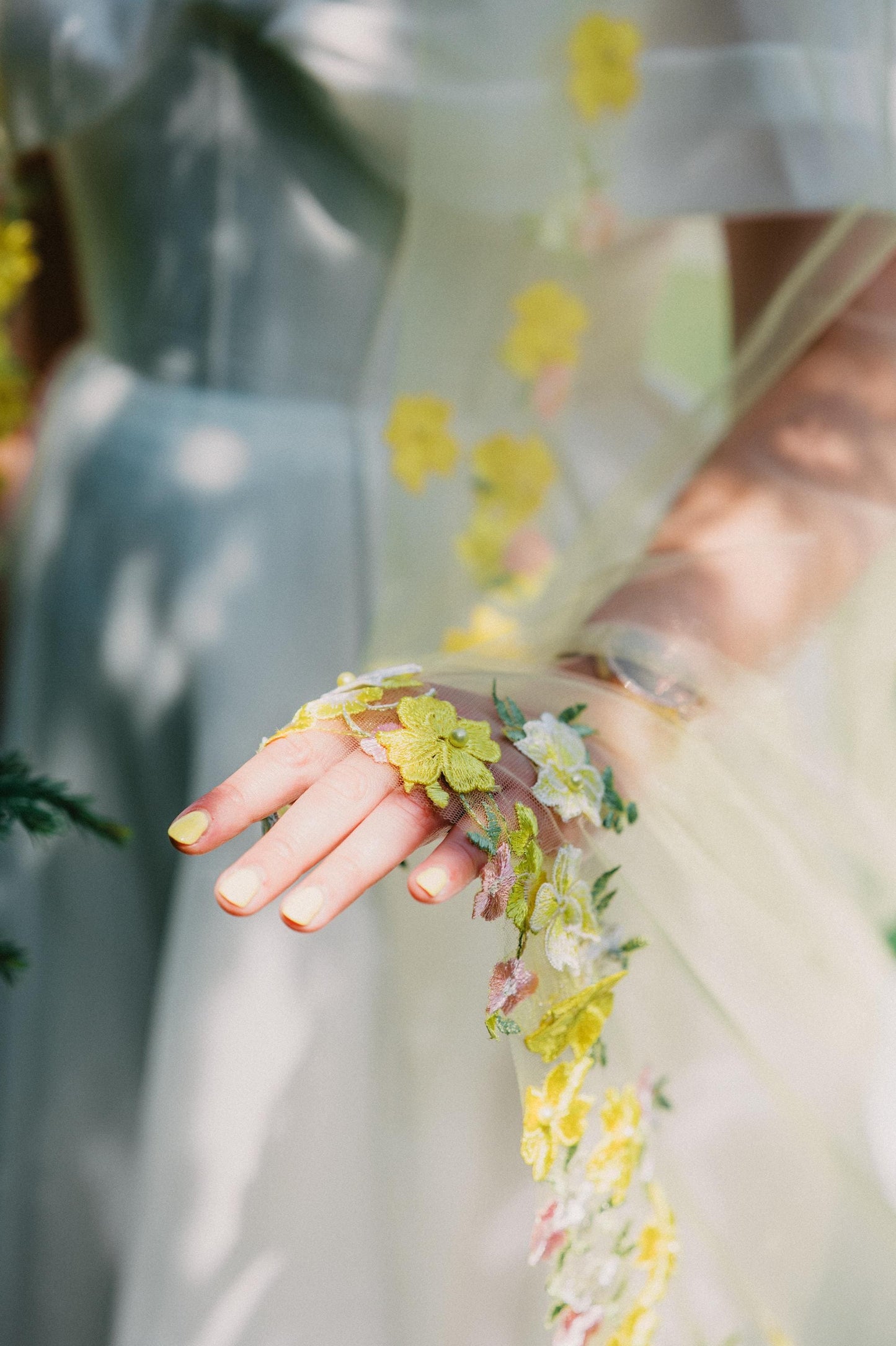 Embroidered Floral Wedding Veil: Yellow Flowers and Pearls
