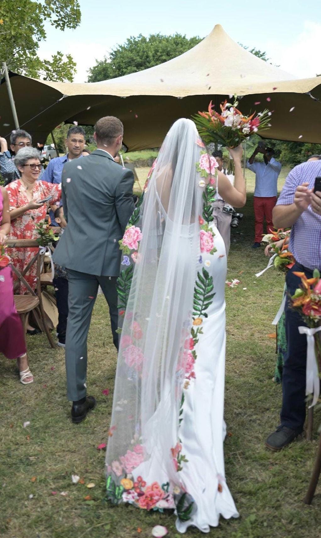 Embroidered Floral Wedding Veil: Colorful Paradise Bridal Veil
