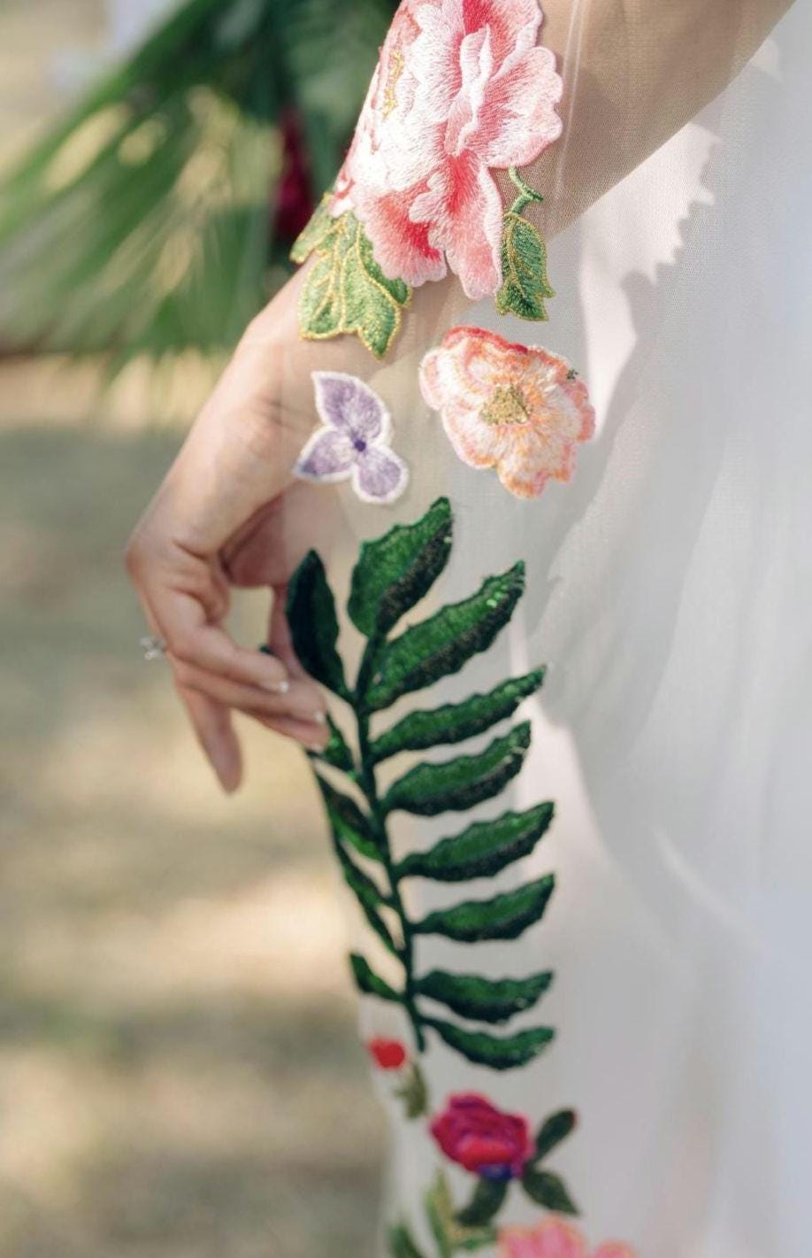 Embroidered Floral Wedding Veil: Colorful Paradise Bridal Veil