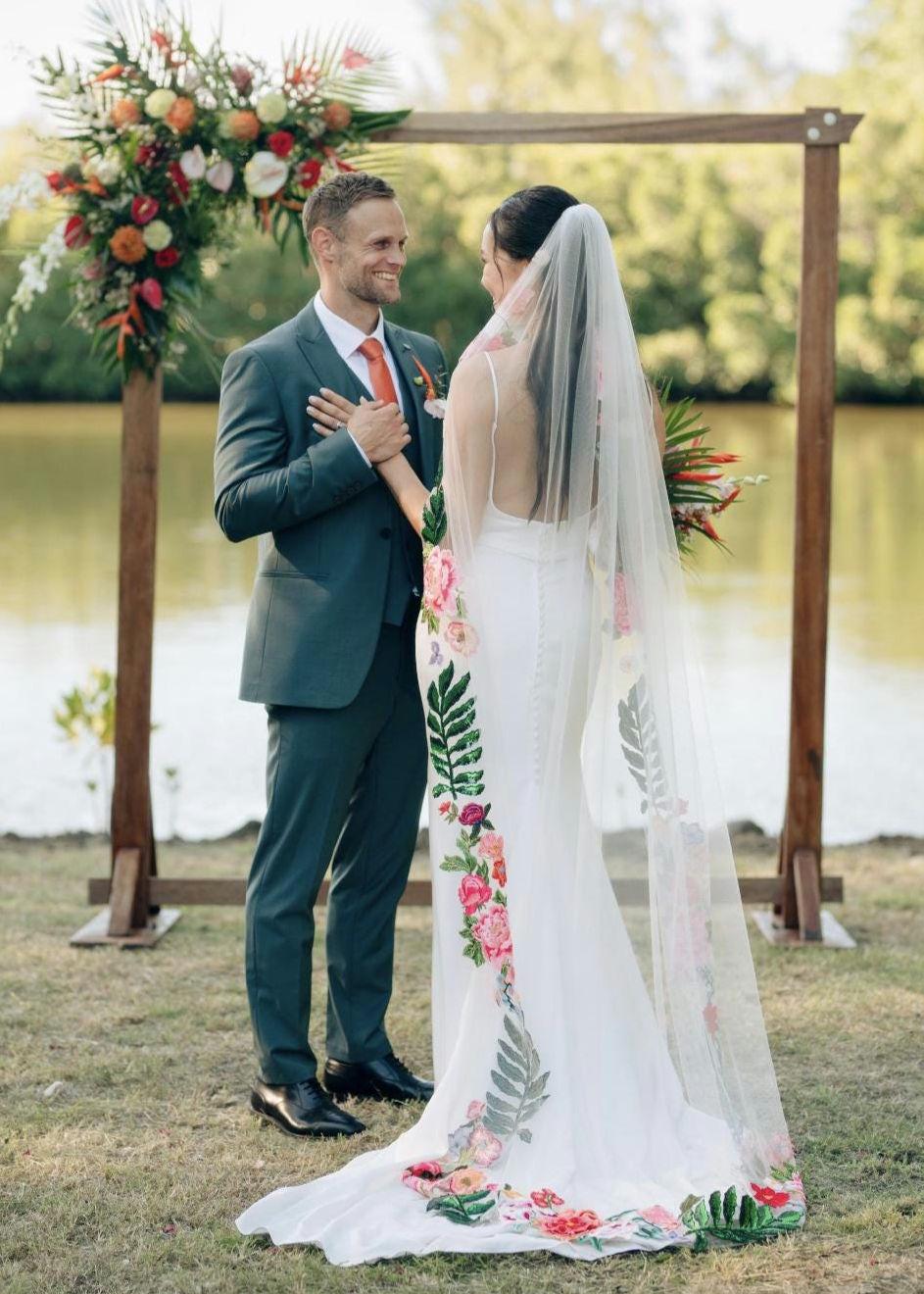 Embroidered Floral Wedding Veil: Colorful Paradise Bridal Veil