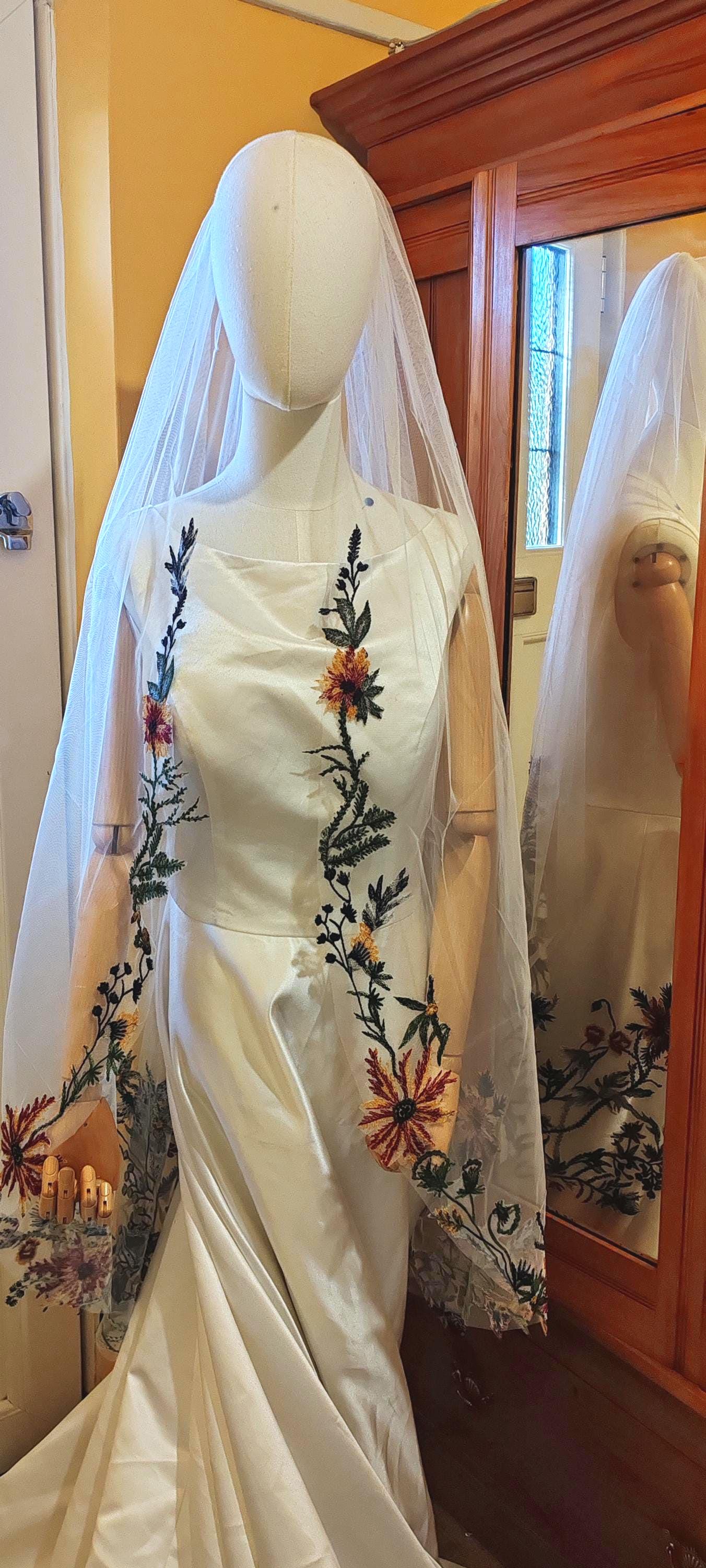 Woodland Embroidered Flower Wedding Veil - Wild Fall Floral Bridal Veil 'Oriana'