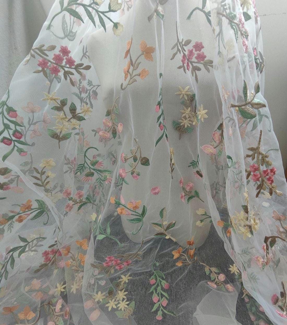 Embroidered Wildflower Wedding Veil: Alternative Bridal, Woodland Style. 'Rachel'