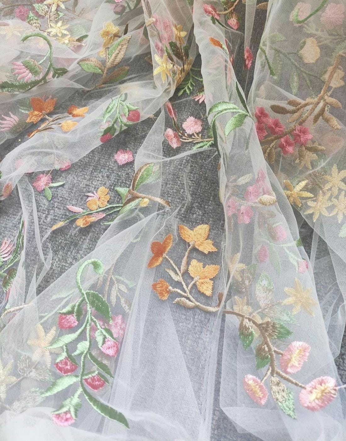Embroidered Wildflower Wedding Veil: Alternative Bridal, Woodland Style. 'Rachel'