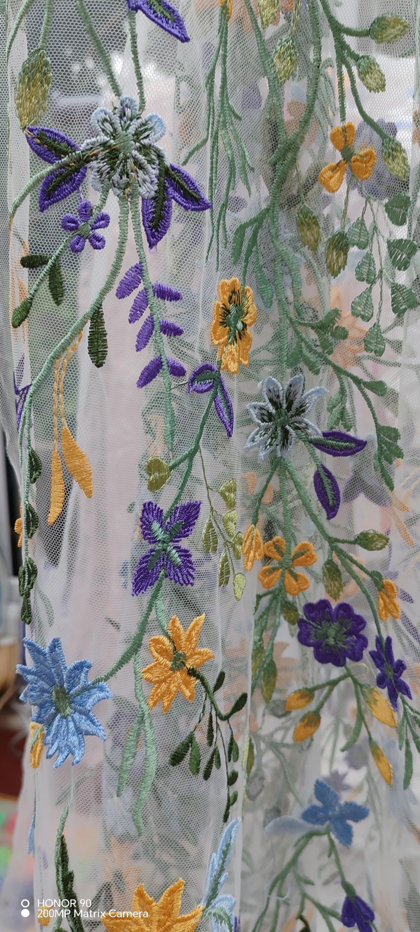 Embroidered Wildflower Wedding Veil: "Megan" Trim and Train style. Alternative Bridal Veil