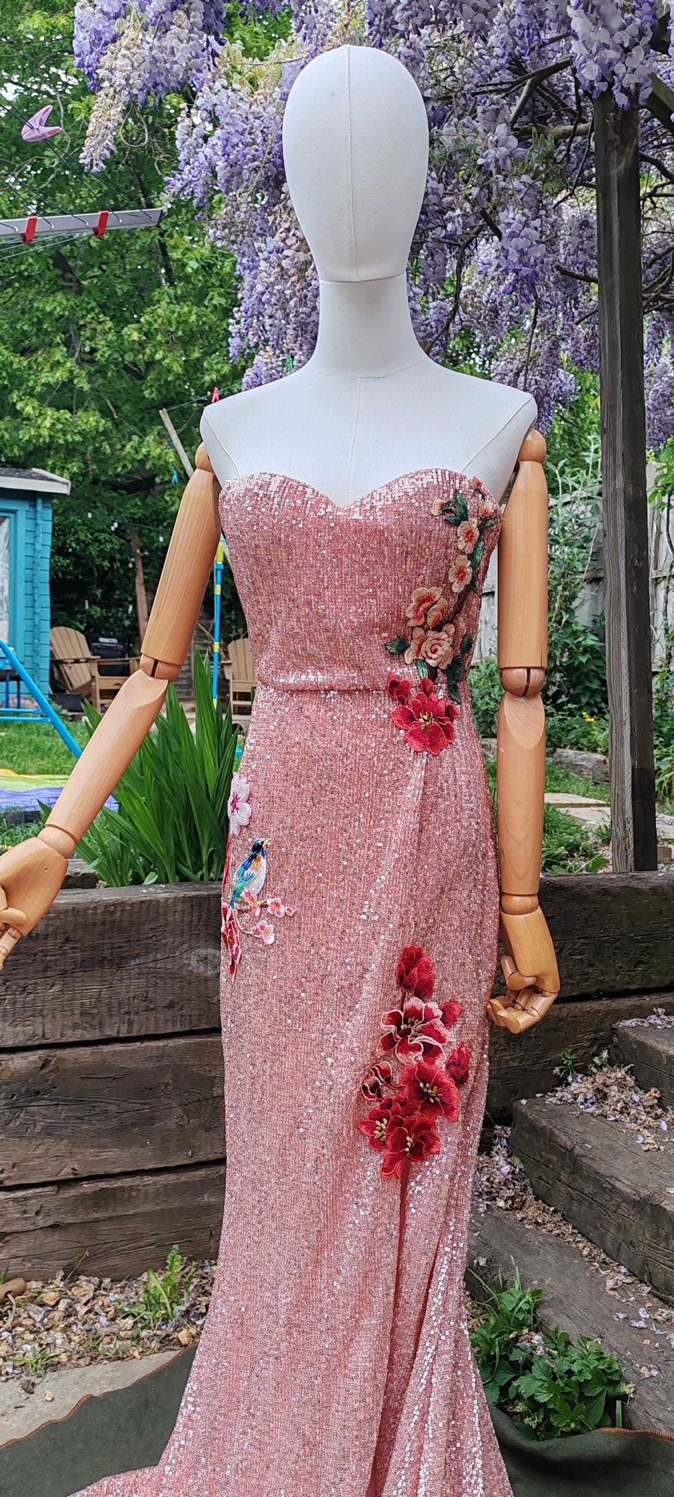 Pink sequin floral embroidered dress. Alternative wedding or prom dress. Sequin rose pink dress. Detachable sleeves.