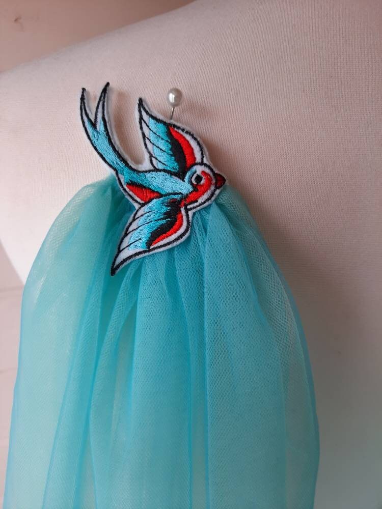 Tulle bridal wings  / Something blue wedding cape / Love birds bridal cape / Veil alternative / Punk wedding / Festival wedding