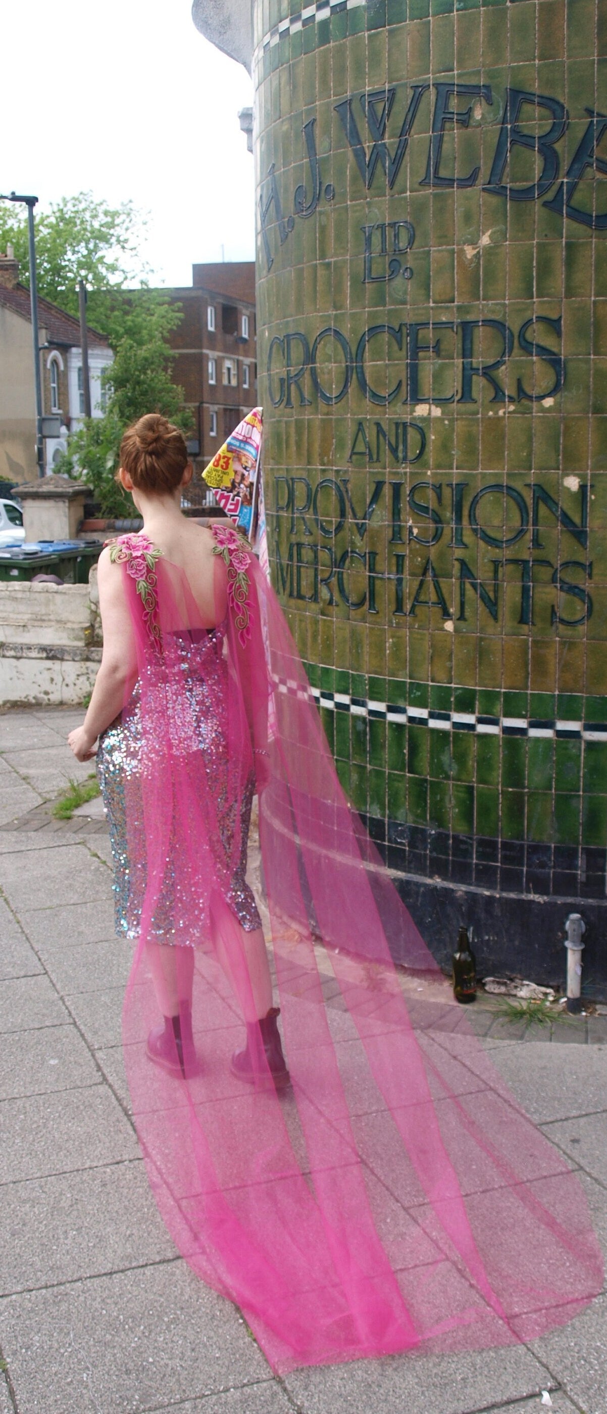 Hot pink Cape / Fuchsia bridal cape with floral appliques / Pink bridal cape / Alternative bridalwear / Colourful bridal cape