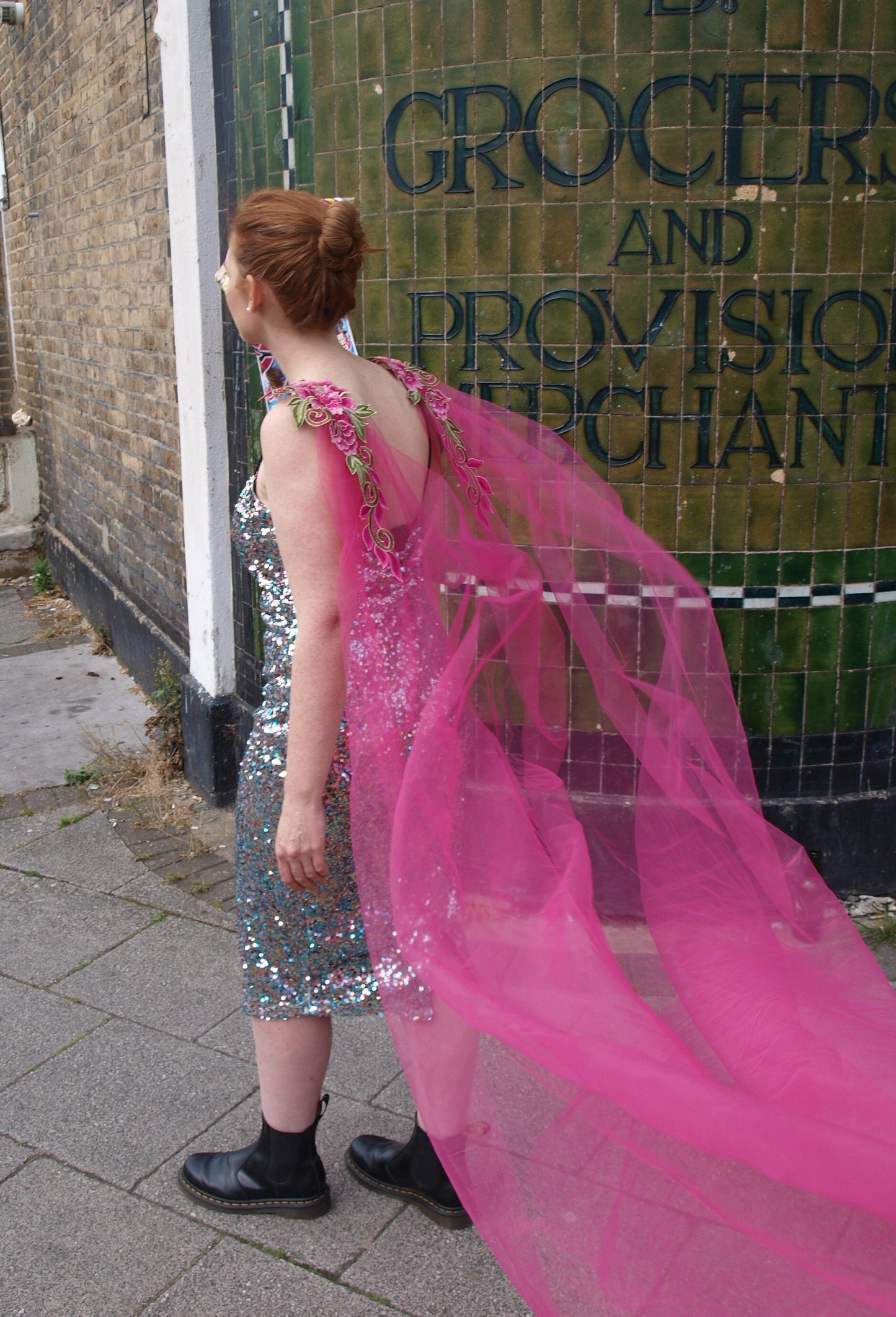 Hot pink Cape / Fuchsia bridal cape with floral appliques / Pink bridal cape / Alternative bridalwear / Colourful bridal cape