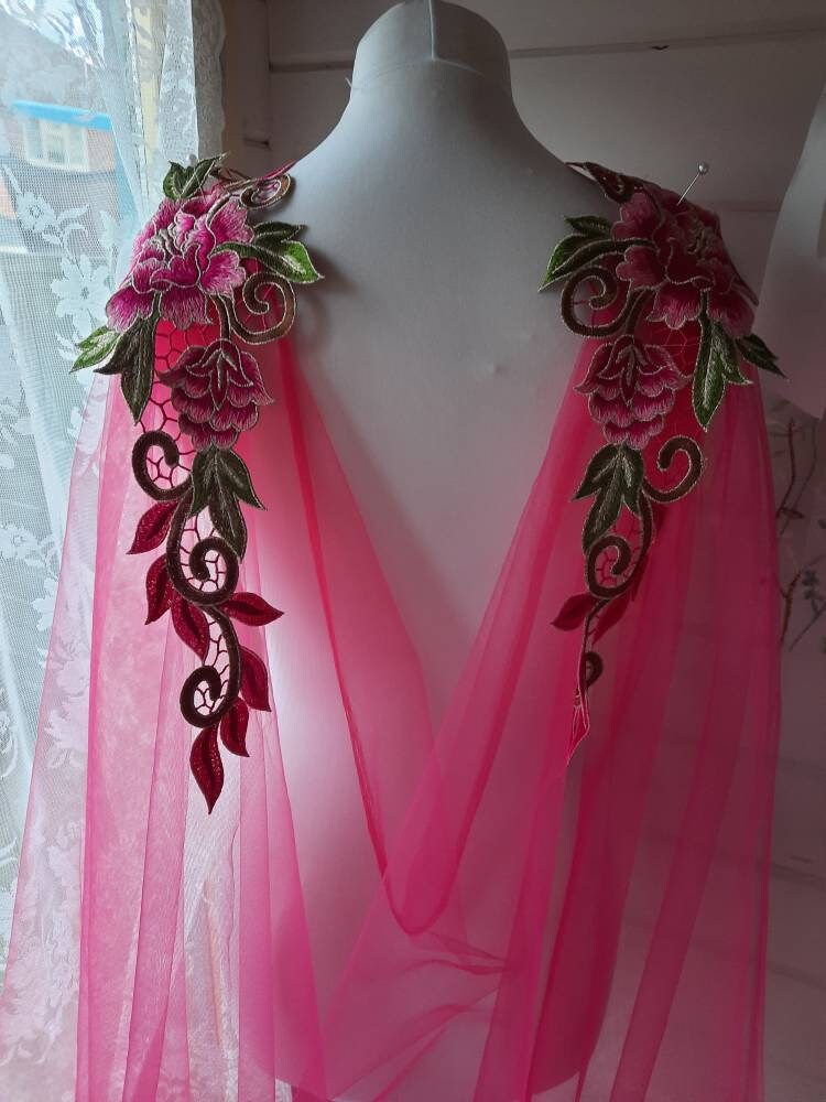 Hot pink Cape / Fuchsia bridal cape with floral appliques / Pink bridal cape / Alternative bridalwear / Colourful bridal cape