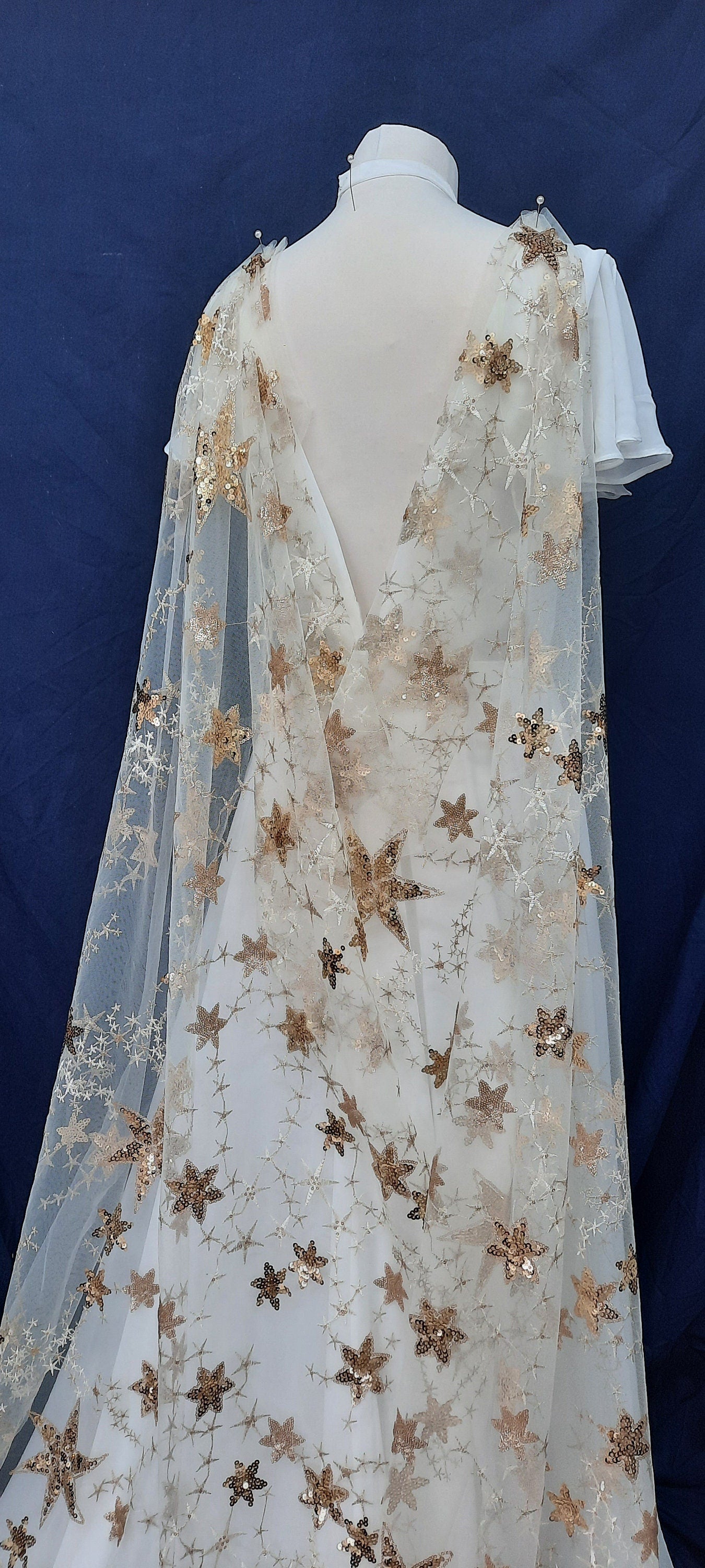 Gold star veil / Veil with sequin flowers / Alternative bridal veil / Golden stars veil / Evening wedding veil
