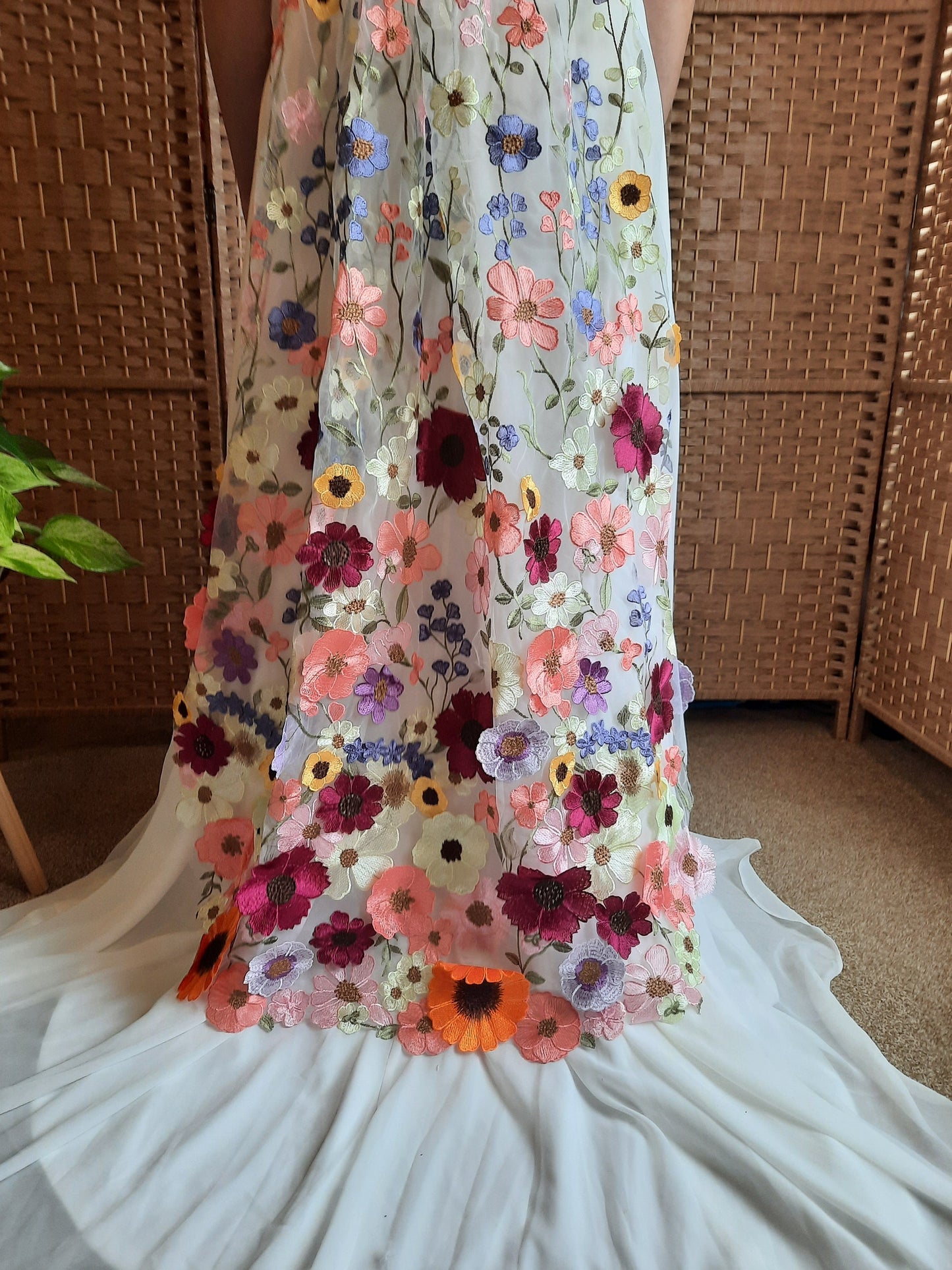 Colourful floral veil. Veil with embroidered flowers. Alternative bridal veil.