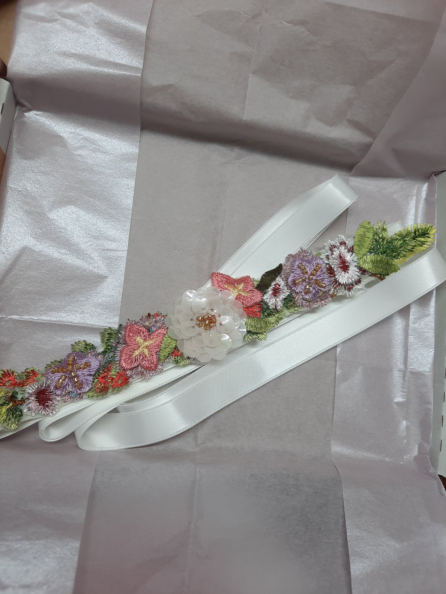 MINI applique bridal belt / Floral Bridal Belt / Embroidered Bridal Sash / Bridesmaid Sash /