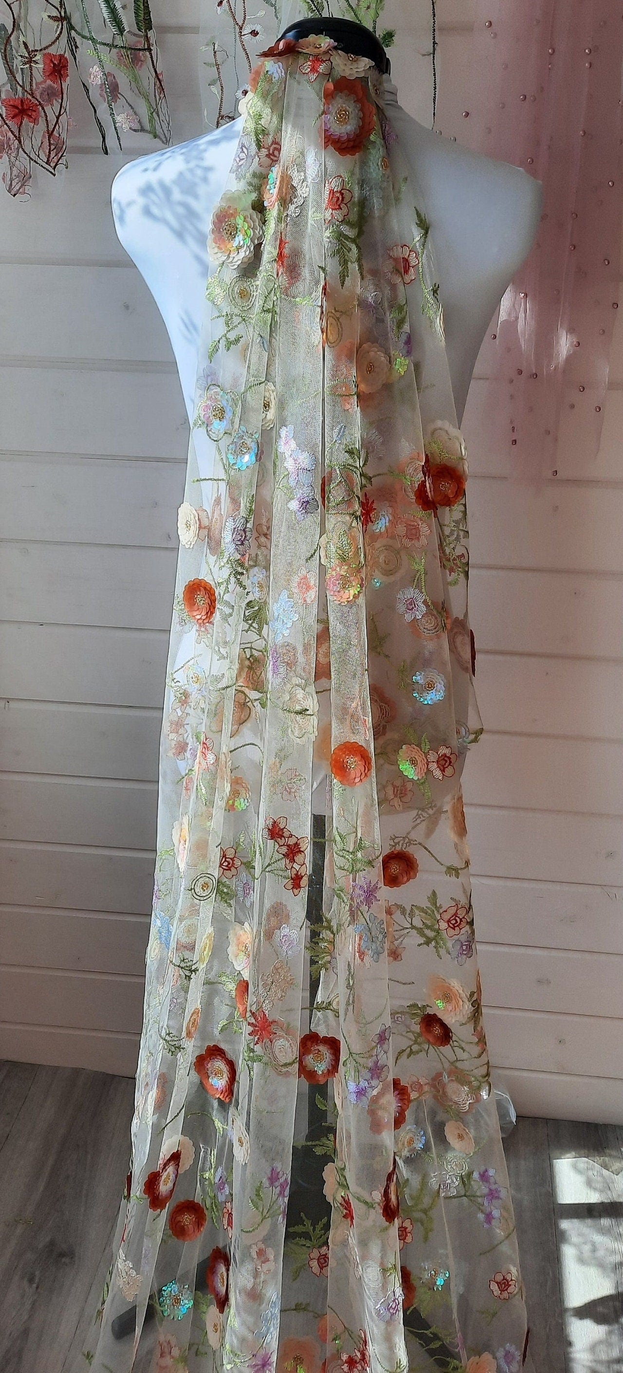 Floral wedding veil with sequins and beads. Beautiful tulle veil with embroidered flowers and leaves. Stunning Boho alternative bridal veil.